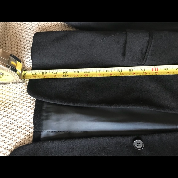 Saks Cashmere navy 3 button blazer size 4 like new - Picture 5 of 7